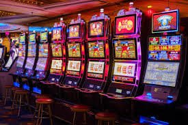 Giao diện sảnh game trực tuyến tại 789clud với mini game và bài đổi thưởng